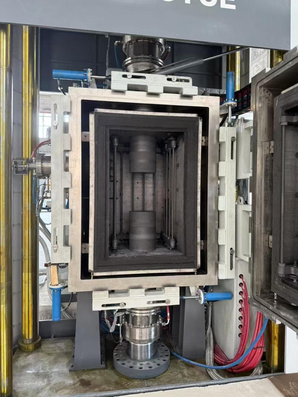 Vacuum Hot Pressing Furnace media 8